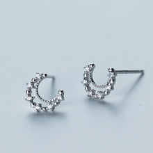 Load image into Gallery viewer, Crescent Moon Earrings