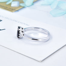 Load image into Gallery viewer, Obsidian CZ Cluster Ring