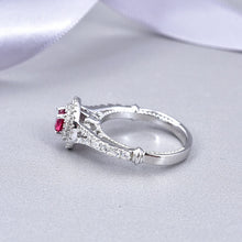 Load image into Gallery viewer, Heart of Venus CZ Cluster Ring