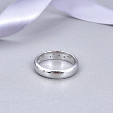 Load image into Gallery viewer, Glowing Crystal Caves Ring