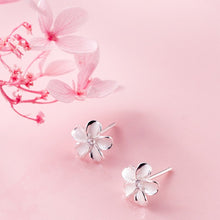 Load image into Gallery viewer, Frangipani Earrings