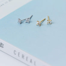 Load image into Gallery viewer, Silver Scintilla Earrings