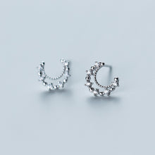 Load image into Gallery viewer, Crescent Moon Earrings