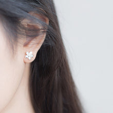 Load image into Gallery viewer, Frangipani Earrings