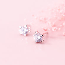 Load image into Gallery viewer, Little Kitten Earrings