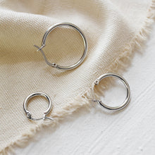 Load image into Gallery viewer, Plain Silver Hoops
