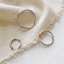 Load image into Gallery viewer, Plain Silver Hoops