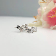 Load image into Gallery viewer, Tiny Tiffany Studs