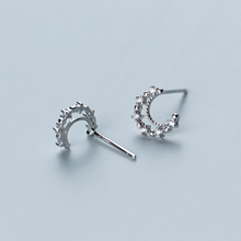 Load image into Gallery viewer, Crescent Moon Earrings