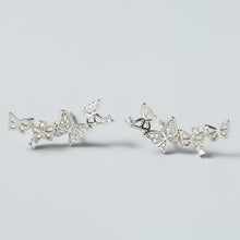 Load image into Gallery viewer, Flutter Away Studs