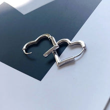 Load image into Gallery viewer, Heart Shaped Hoops