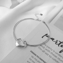Load image into Gallery viewer, Silver Idalia Heart Bracelet