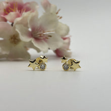 Load image into Gallery viewer, Gold Star Cluster Studs