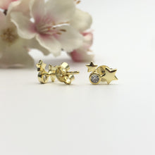 Load image into Gallery viewer, Gold Star Cluster Studs