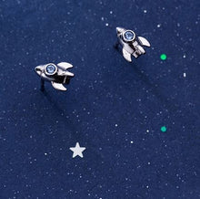 Load image into Gallery viewer, Sapphire Spaceship Earrings