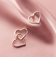 Load image into Gallery viewer, Heart Shaped Hoops