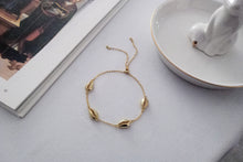 Load image into Gallery viewer, Golden adjustable Sea Shells Bracelet
