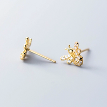 Load image into Gallery viewer, Royal Bee Earrings
